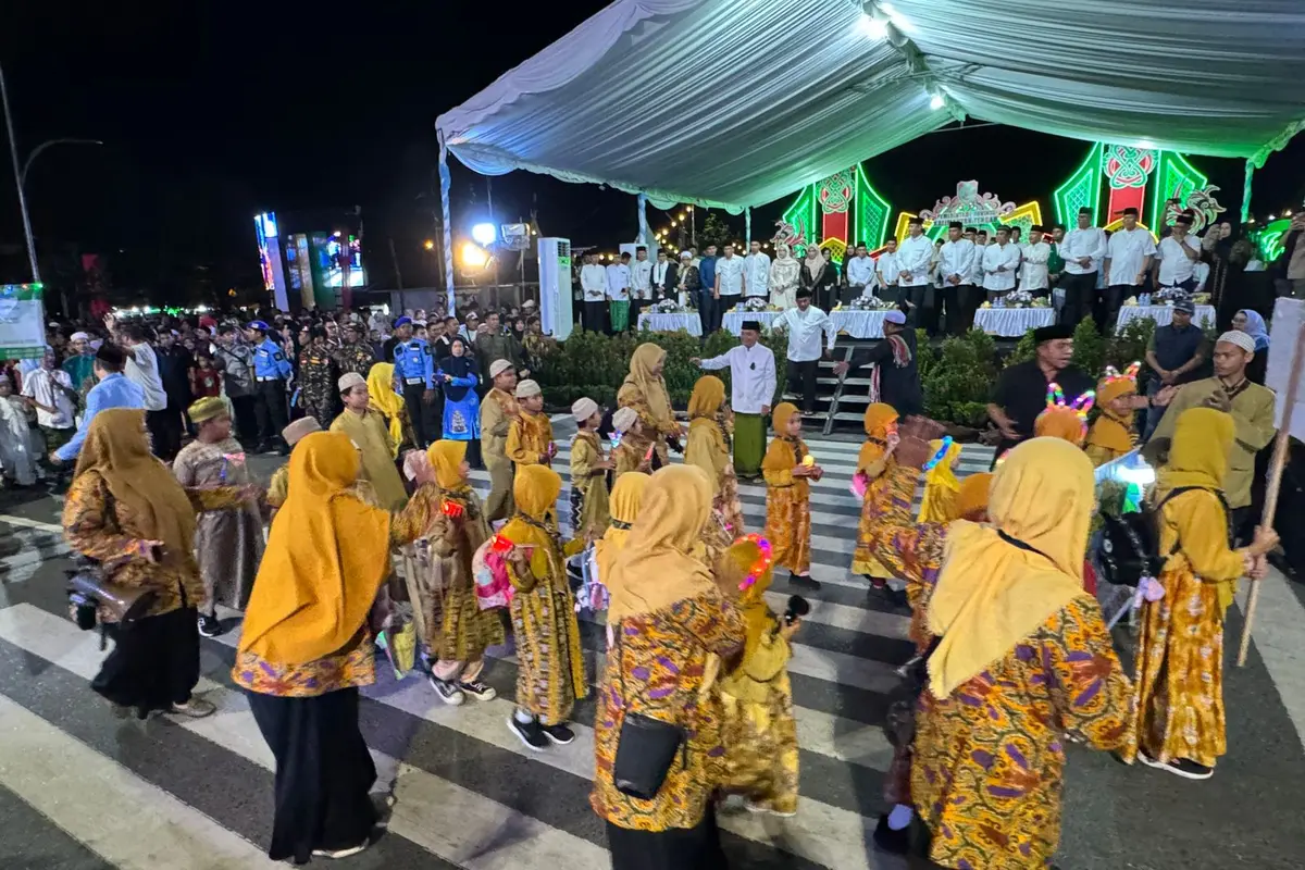 Pawai 1 Muharram 1447 H di Kalteng, Gubernur Agustiar Sabran: Momentum Perbaiki Diri & Jaga Kerukunan