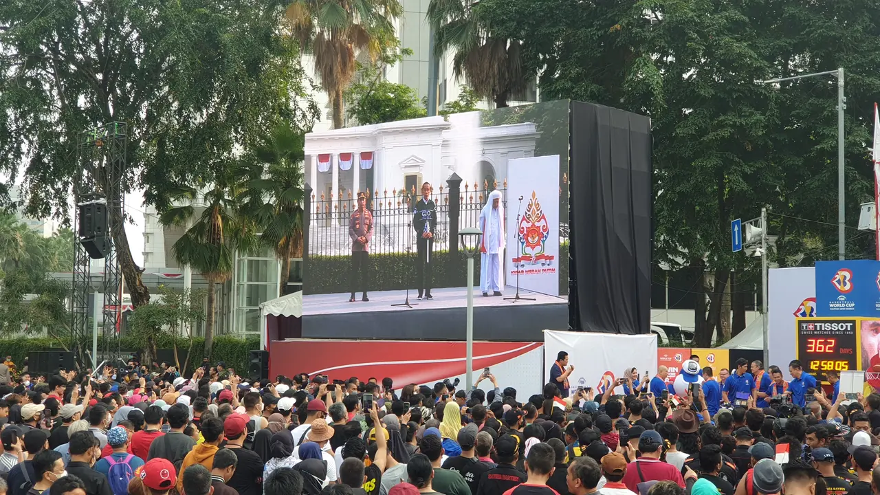 Kirab Merah Putih diikuti Jokowi, Kapolri, dan Habib Luthfi