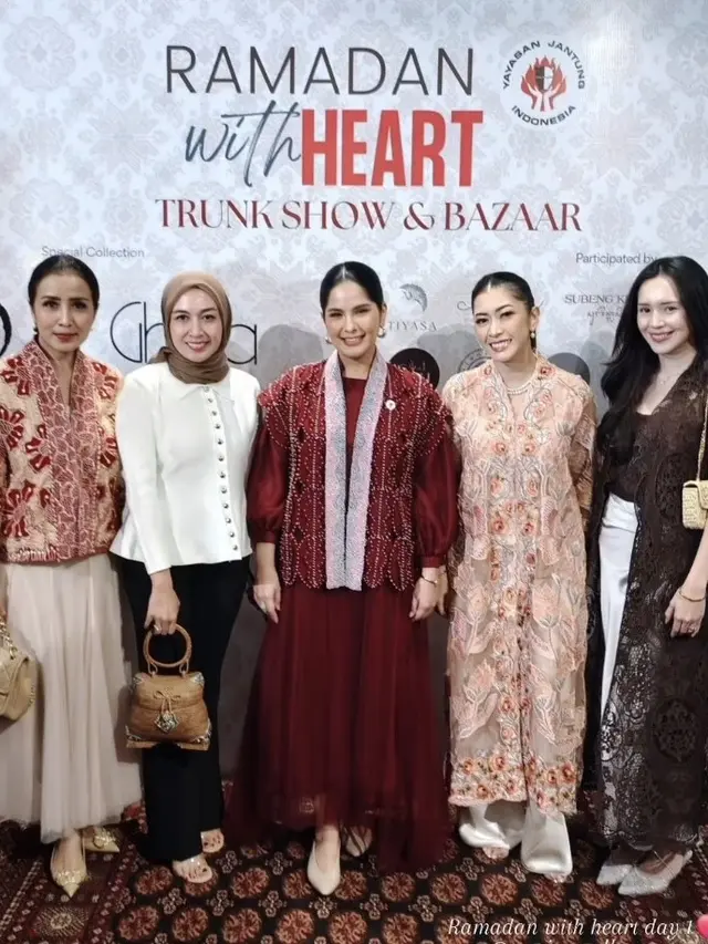Beby Tsabina Hadir di Acara Bersama Ibu Pejabat Annisa Pohan dan Aliya Rajasa.