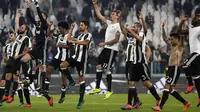 Juventus mengalahkan Sampdoria, 4-1, pada laga Serie A di Juventus Stadium, Turin, Rabu (26/10/2016). (AFP/Marco Bertorello)