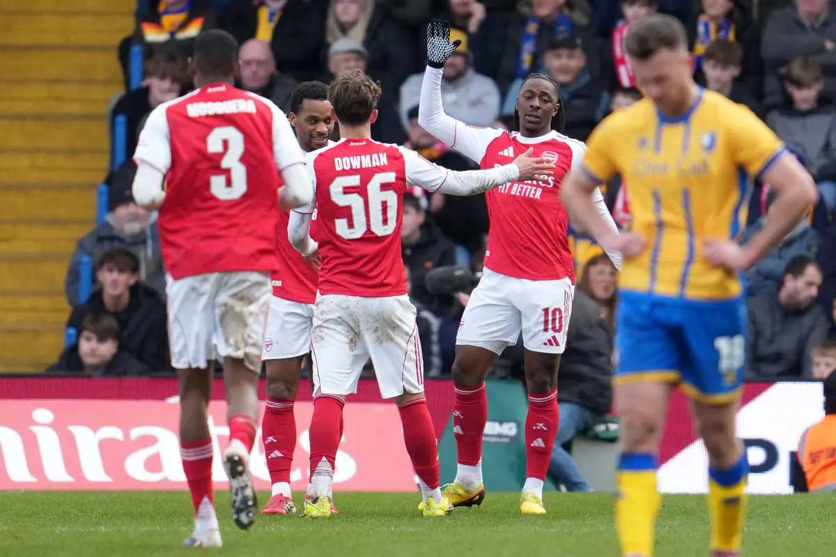 Mansfield Town Vs Arsenal