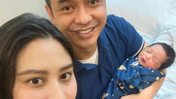  Anak  Lahir  di Tanggal Cantik Ini Kata  Adly Fairuz dan 