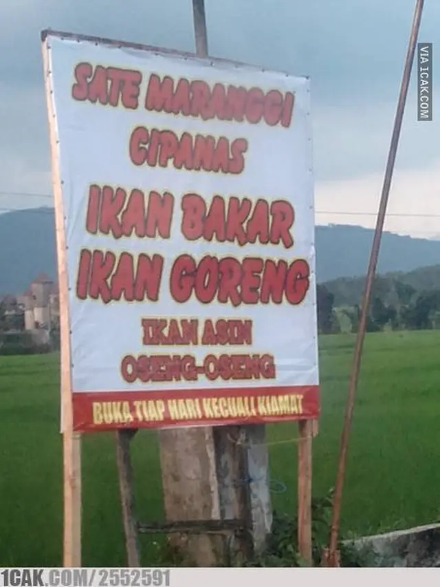 6 Spanduk Jualan 'Hari Kiamat Tutup' Ini Bikin Pembeli Elus Dada, Kocak