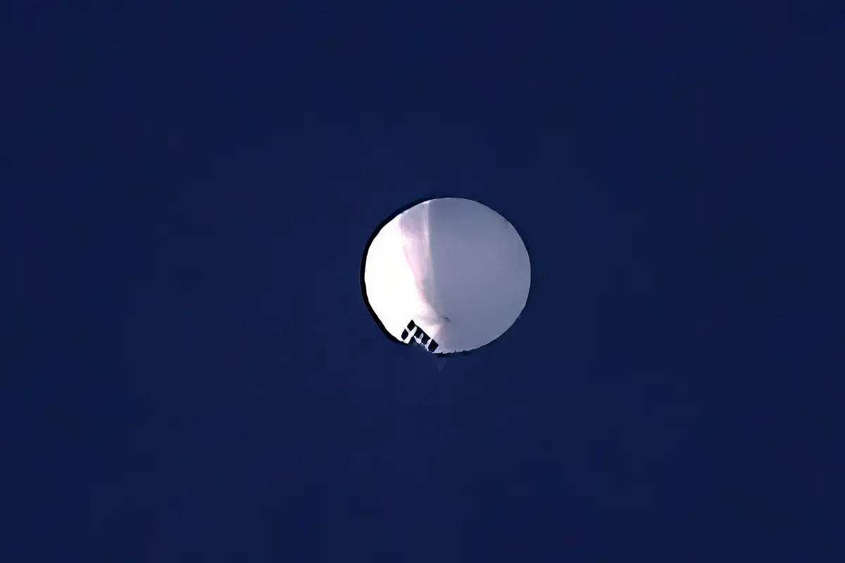 Penampakan Balon Mata-Mata China Terbang di Langit Amerika Serikat
