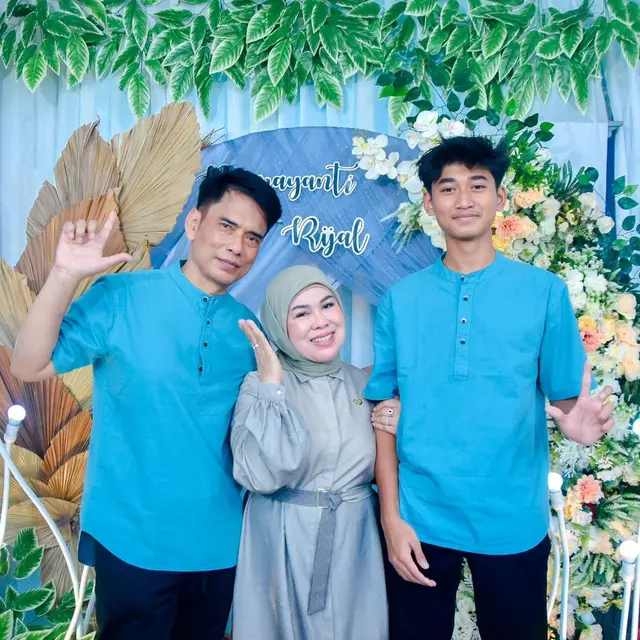 6 Potret Redi Mulyana Adik Lesti Kejora, Dipuji Netizen Makin Tampan