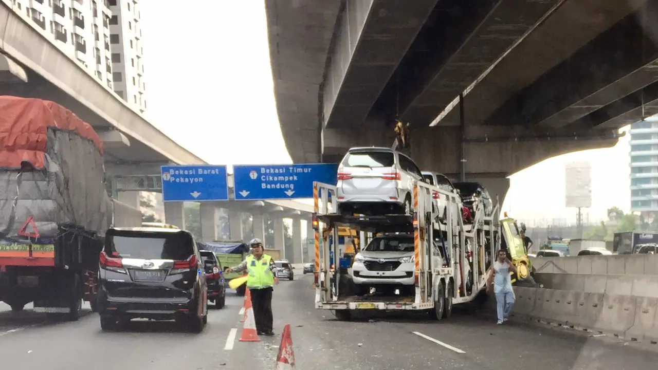 Kecelakaan Tol Jakarta-Cikampek