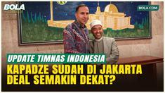 Kabar kedatangan Timur Kapadze ke Jakarta semakin memanaskan rumor soal siapa sosok pelatih baru Timnas Indonesia. Eks pelatih Timnas Uzbekistan itu terlihat melaksanakan salat Jumat di Masjid Istiqlal dan disebut akan bertemu dengan PSSI untuk memba...