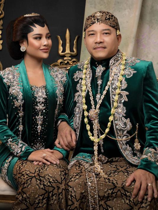 10 Foto Keluarga Anang Hermansyah dan Ashanty Berbusana ...