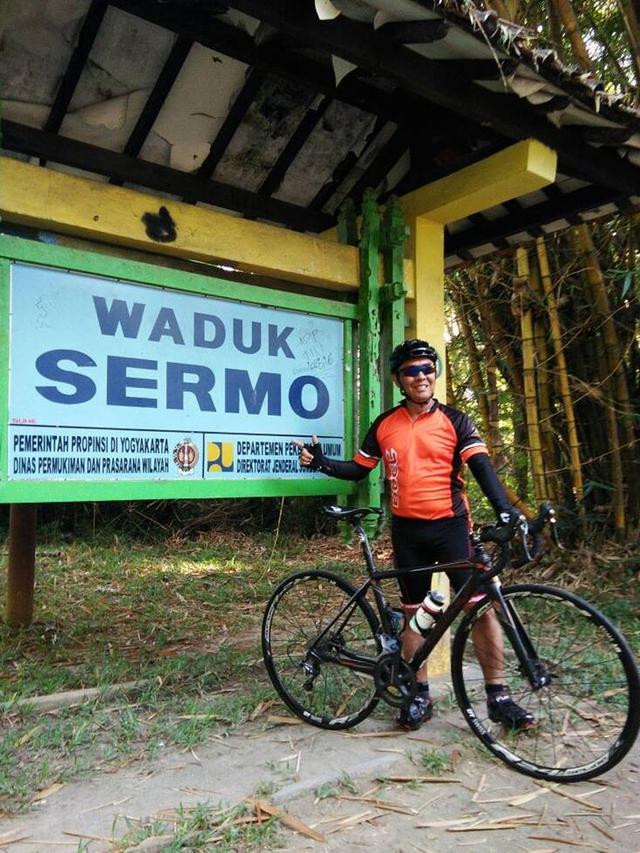 6 Potret Atrial Tanjung Ayah Angkat Raffi Ahmad yang Jarang Terekspos