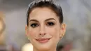 Global Brand Ambassador Bvlgari lainnya, Anne Hathaway tampil bersinar dalam balutan perhiasan Bvlgari saat menghadiri Met Gala.  [Dok. Bvlgari]