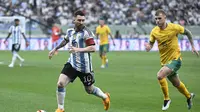 Aksi Lionel Messi saat Argentina bersua Australia di China pada FIFA Match Day (AFP)