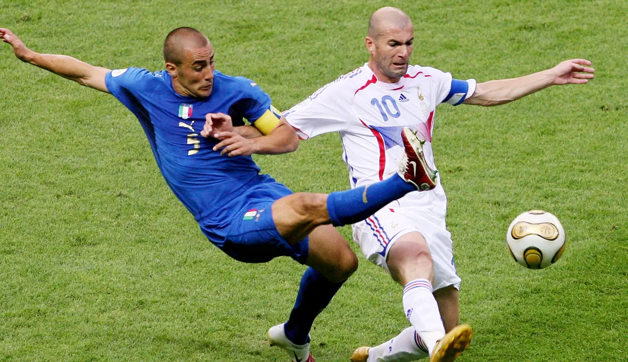 Piala Dunia 2006 punya seabrek pemain bintang. Di antara bintang-bintang tersebut adalah Fabio Cannavaro. (AFP/Daniel Garcia)