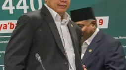 Menteri Agama Lukman Hakim Saifuddin menyampaikan hasil Sidang Isbat penentuan awal Ramadan 1440 Hijriah di Kementerian Agama, Jakarta, Minggu (5/5/2019). Pemerintah mengumumkan 1 Ramadan 1440 Hijriah jatuh pada hari Senin, 6 Mei 2019. (Liputan6.com/Helmi Fithriansyah)