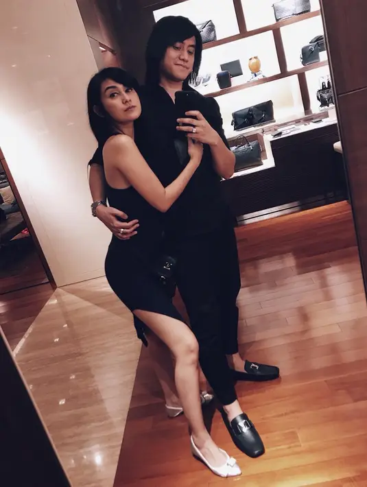 Kevin Aprilio dan Vicy Melanie