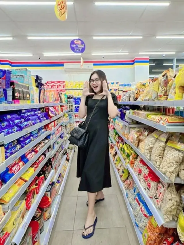 [Fimela] Nella Kharisma