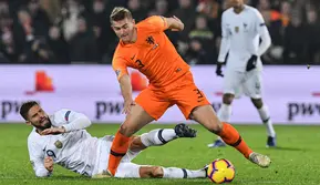 Matthijs de Ligt (CB) - Bek tengah Timnas Belanda tersebut kabarnya dibanderol dengan harga 75 juta Euro, menjadi salah satu pemain belakang termahal di Euro 2020. (Foto: AFP/Emmanuel Dunand)