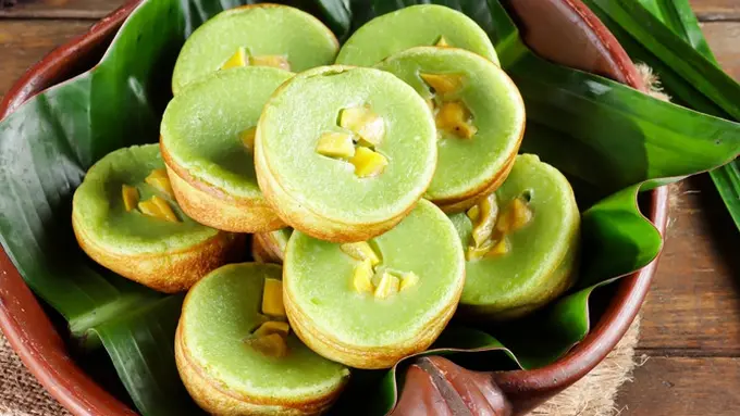 talam kue lumpur angka pandan