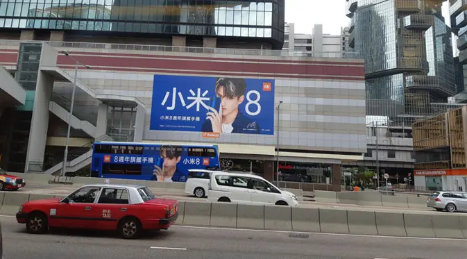 Flagship smartphone Xiaomi Mi 8 mulai diiklankan di berbagai tempat di Hong Kong. / Agustin Setyo W