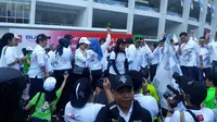 Menteri BUMN Rini Soemarno melepas 26.018 peserta mudik dalam program Mudik Bersama BUMN 2019 di Gelora Bung Karno (GBK), Jakarta, Minggu (30/5/2019).