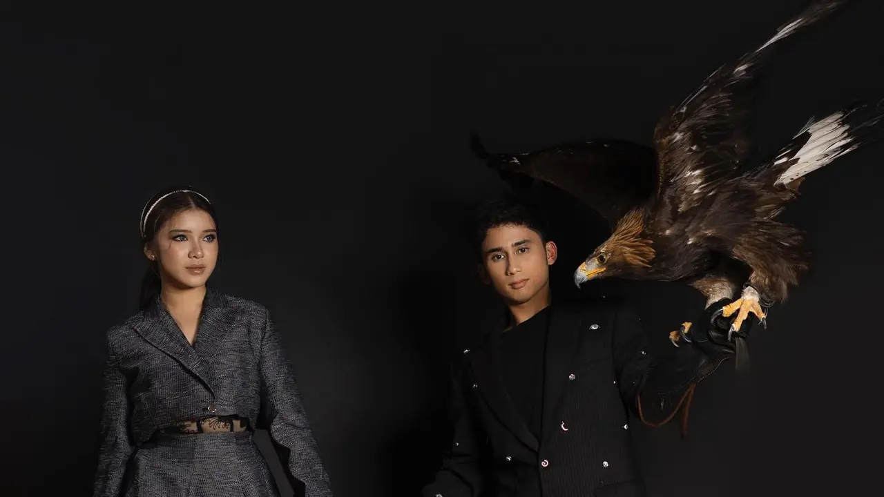 5 Pemotretan Terbaru Tiara Andini dan Alshad Ahmad Bersama Elang Ini Curi Perhatian