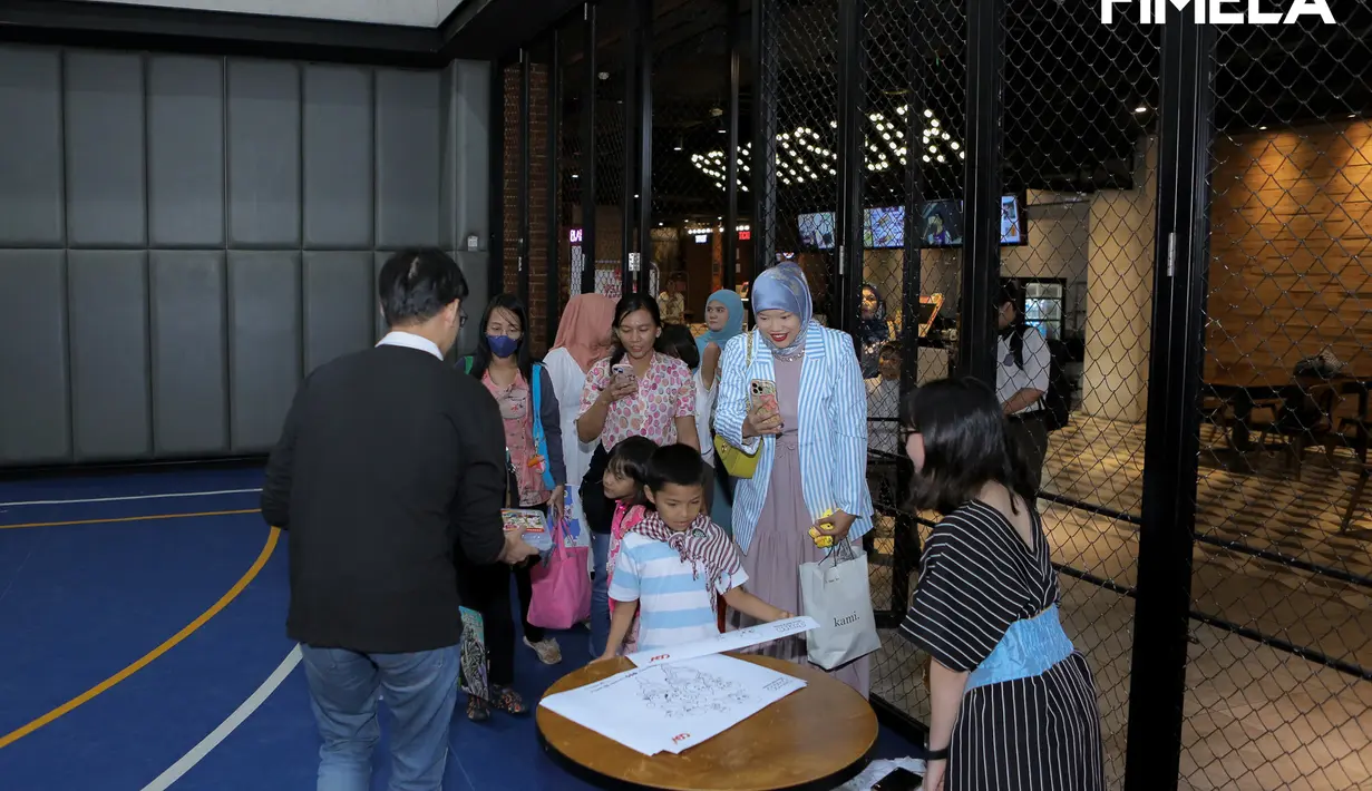 Hal yang paling ditunggu pembagian goodie bag untuk semua peserta yang hadir.