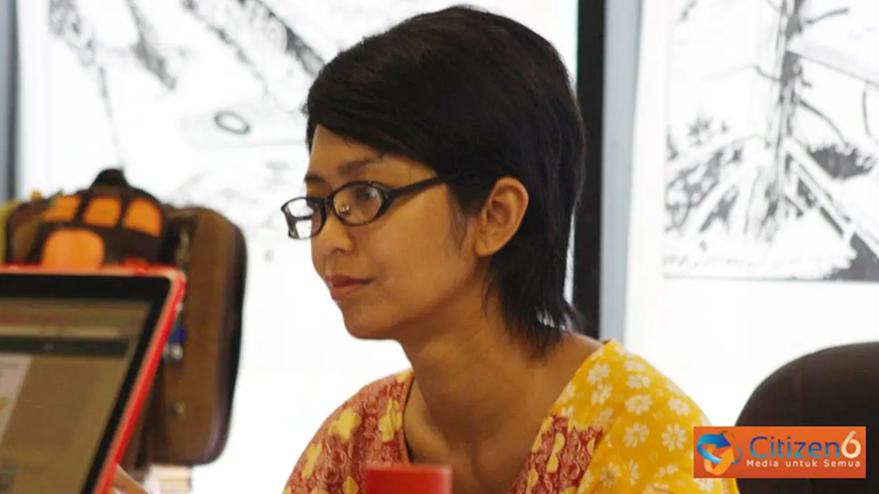 130311a-swastika.jpg