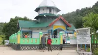 Masjid Patimburak Fakfak, masjid lambang harmonisasi keberagaman di Kota Pala Fakfak, Papua Barat. (Liputan6.com/Hari Suroto/Katharina Janur)