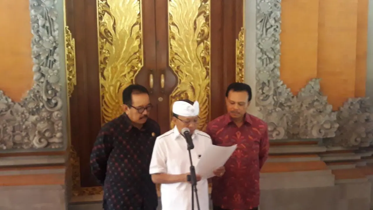 Gubernur Bali liburkan sekolah dua pekan ke depan