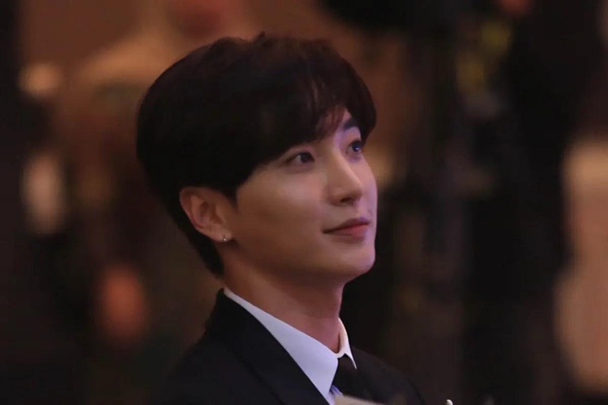 Leeteuk `Super Junior`