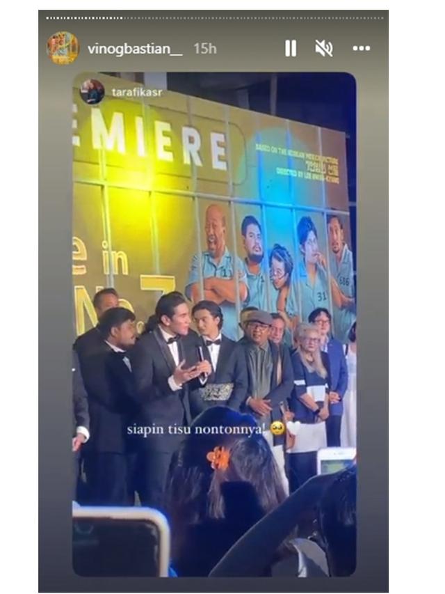 7 Potret Vino G. Bastian saat Tampil di Gala Premier Miracle In Cell No.7, Banjir Pujian