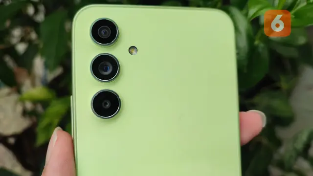 Samsung Galaxy A54 5G (Liputan6.com/Giovani Dio Prasasti)