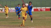Blitar Bandung United meraih hasil imbang kontra Sriwijaya FC (2-2) di Stadion Siliwangi, Jalan Lombok, Bandung, Senin (5/8/2019), dalam laga lanjutan Liga 2 2019. (Bola.com/Erwin Snaz)