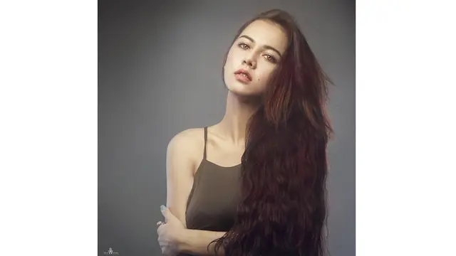 6 Pesona Ratu Rizky, Istri Cantik Pemain Persija Alfath Fathier