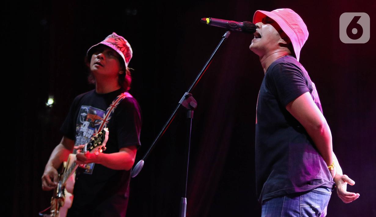 Acara ini menghadirkan Habib Husein Djafar, oomleo Berkaraoke feat Aldi Taher, Guyon Waton, KAHITNA, dan masih banyak bintang tamu menarik lainnya. " (Liputan6.com/Herman Zakharia)