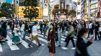 Situasi Shibuya, Jepang, jelang perayaan Halloween 2023. (dok. Philip FONG/AFP)