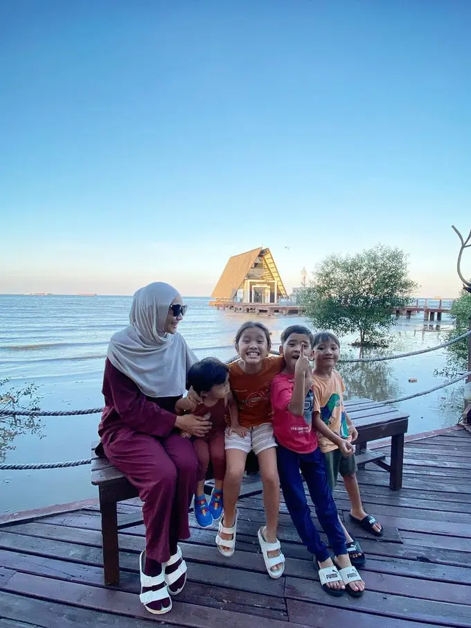 Zaskia Adya Mecca liburan singkat di Cirebon (Instagram/zaskiaadyamecca)