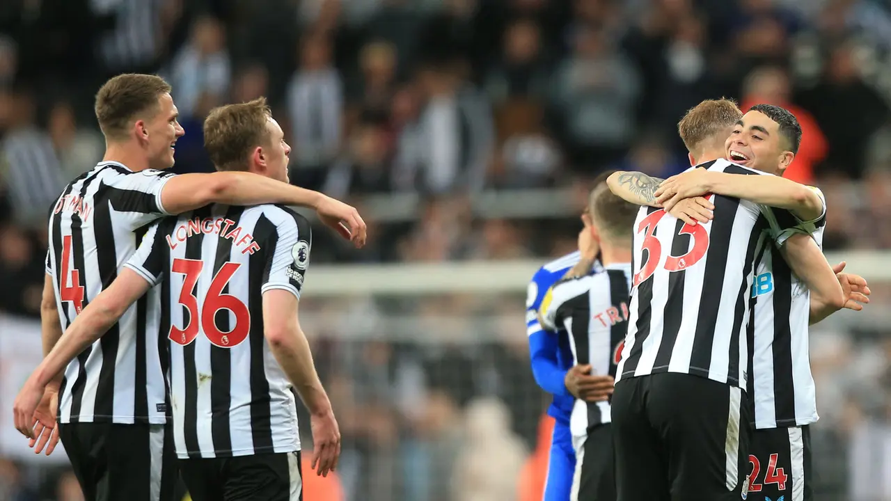 Foto: Kebahagiaan Skuad Newcastle United Setelah Akhiri Penantian Panjang Kembali ke Liga Champions