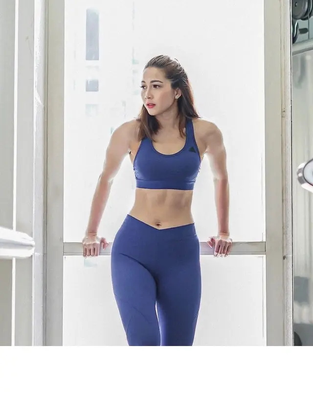 Jadi Sorotan, 6 Artis Cantik Ini Miliki Perut Six Pack