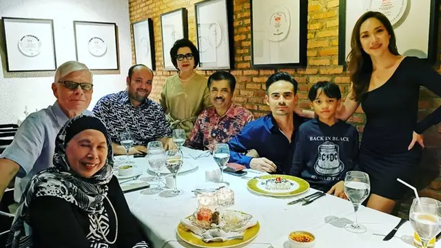 6 Momen Kebersamaan Ibu Bunga Citra Lestari dan Besannya yang Jarang Tersorot