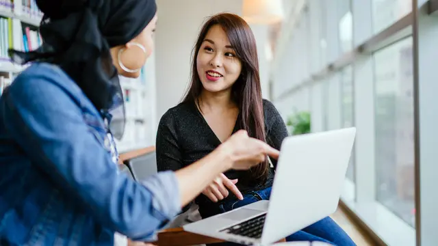 Langkah Nyata Wujudkan Tekad Jadi Perempuan Berdaya yang Melek Teknologi