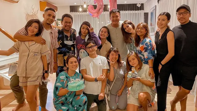 7 Momen Ulang Tahun Gisella Anastasia ke-31 Tahun, Dapat Kejutan Manis dari Wijin