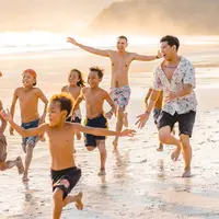 "Lagu yang saya gemari 'Selamat Pagi'. Lagu itu memberikan semangat dan optimisme. Kemudian hubungin RAN, bisa dibuat daur ulang gak lagu itu. Kan aslinya 2007 terus didaur ulang ke 2018," sambungnya. (Foto: instagram.com/ranforyourlife)