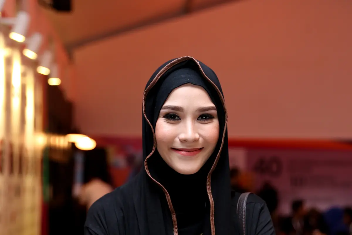 [Bintang] Zaskia Adya Mecca