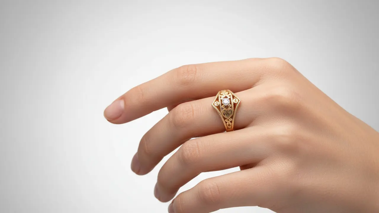 Model Cincin Emas 24 Karat 5 Gram Motif Vintage/Ilustrasi AI