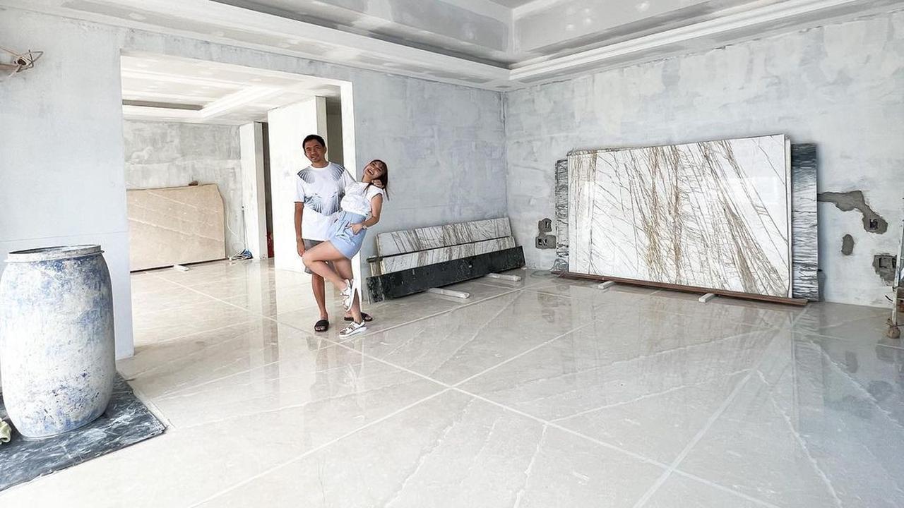 Ayu Dewi (Foto: Instagram @mrsayudewi)