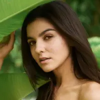 Mengangkat kepercayaan diri perempuan, Miss Universe 2021 lakukan tradisi pemotretan tanpa makeup (Foto: instagram/bianca_tirsin)