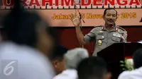 Kapolri Jenderal Pol Badrodin Haiti menghadiri Silaturahmi dengan Pimred Media di Mabes Polri, Jakarta, Kamis (5/11/2015). Silaturahmi membahas surat edaran ujaran kebencian (hate speech) dan pengamanan jelang Pilkada serentak. (Liputan6.com/JohanTallo)