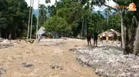 [VIDEO] Banjir Bandang, Rumah Sakit Wasior Tertutup Kayu dan Batu