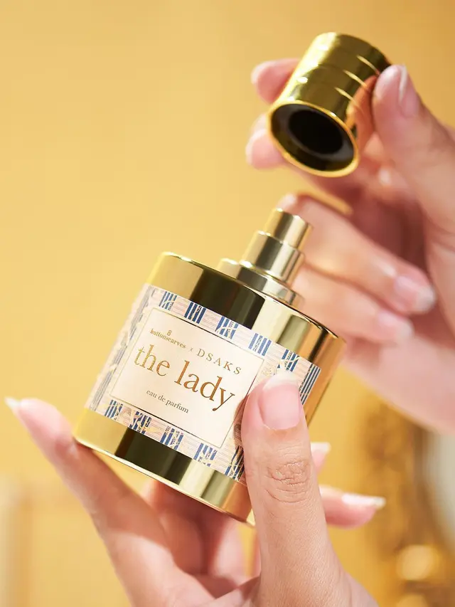 Buttonscarves Beauty