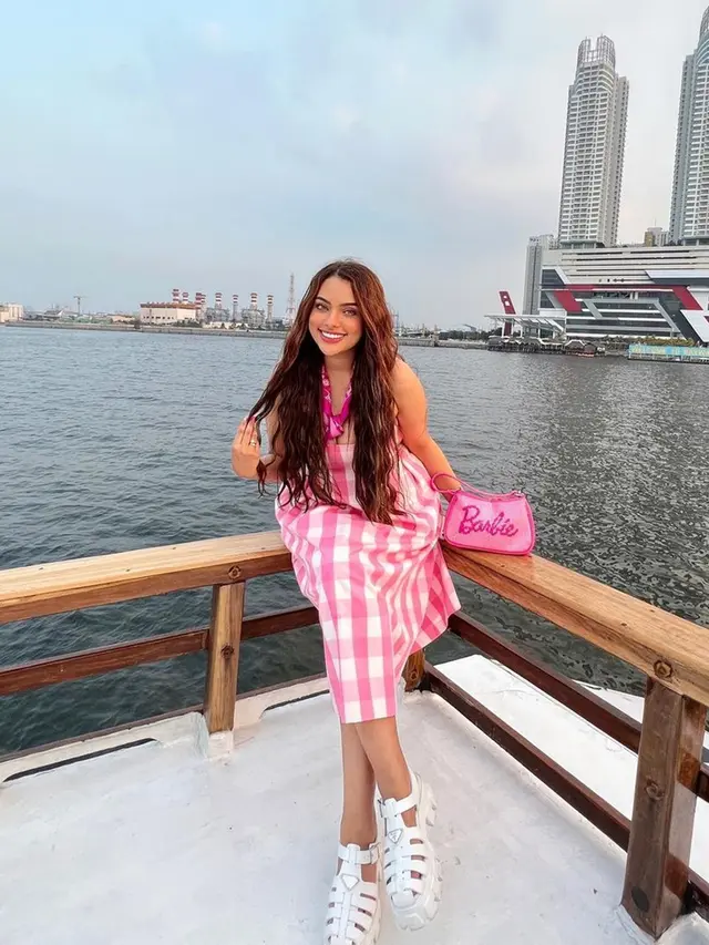 6 Potret Sarah Ahmad Istri Mantan Kapten Timnas Nurhidayat, Diduga Diselingkuhi